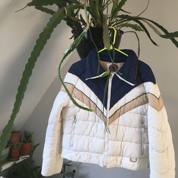 White Stag Jackets & Blazers - Vintage ski Jacket 🎿